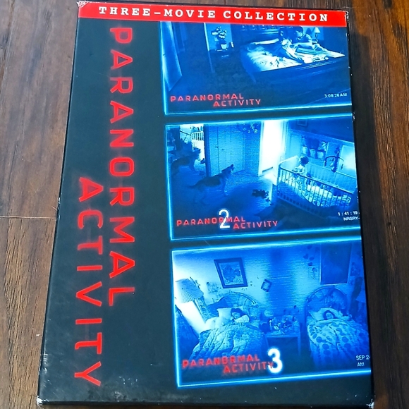 PARANORMAL ACTIVITY 3 Movie Collection Box Set on DVD - Picture 1 of 2